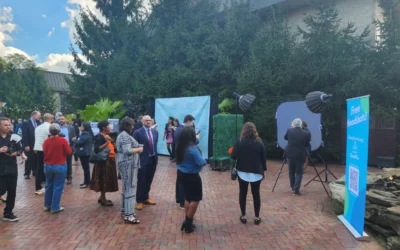 CDCLI Introduces Free Headshots at Fundraising Lunch